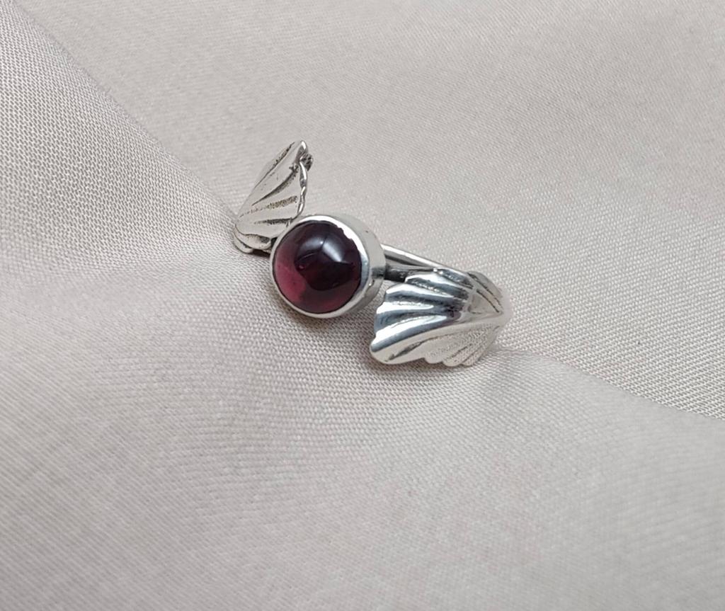 Red Garnet 925 Sterling Silver Ring – Adjustable Leaf Design, Natural Gemstone January Birthstone Jewelry