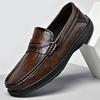 Fashion Men's Slip On Loafers Retro Leather Driving Shoes Comfortable Moccasins Outdoor Business Shoes Outdoor Man Driving Flats