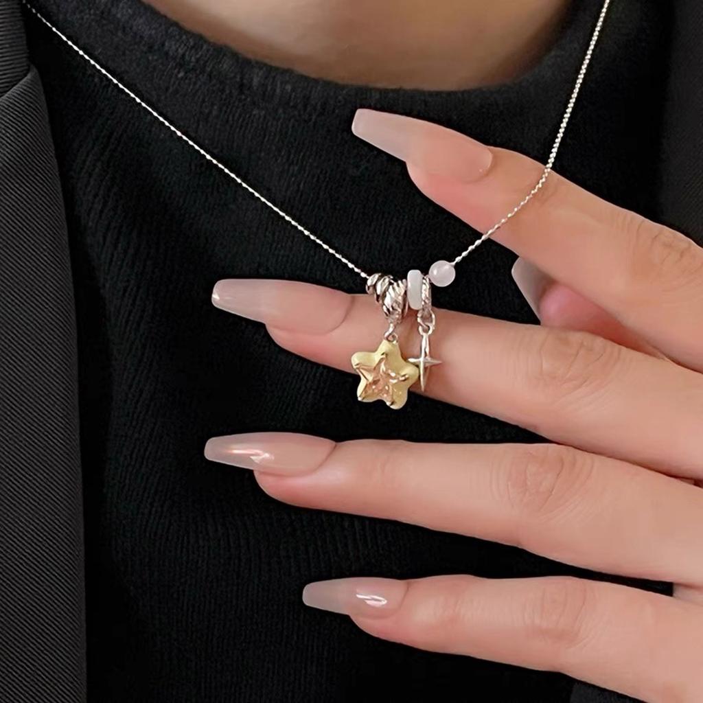 Stylish Star Necklace Ladies Fashion Lightweight Adjustable Length Neckchain For Everyday Wear Aesthetic Jewelry