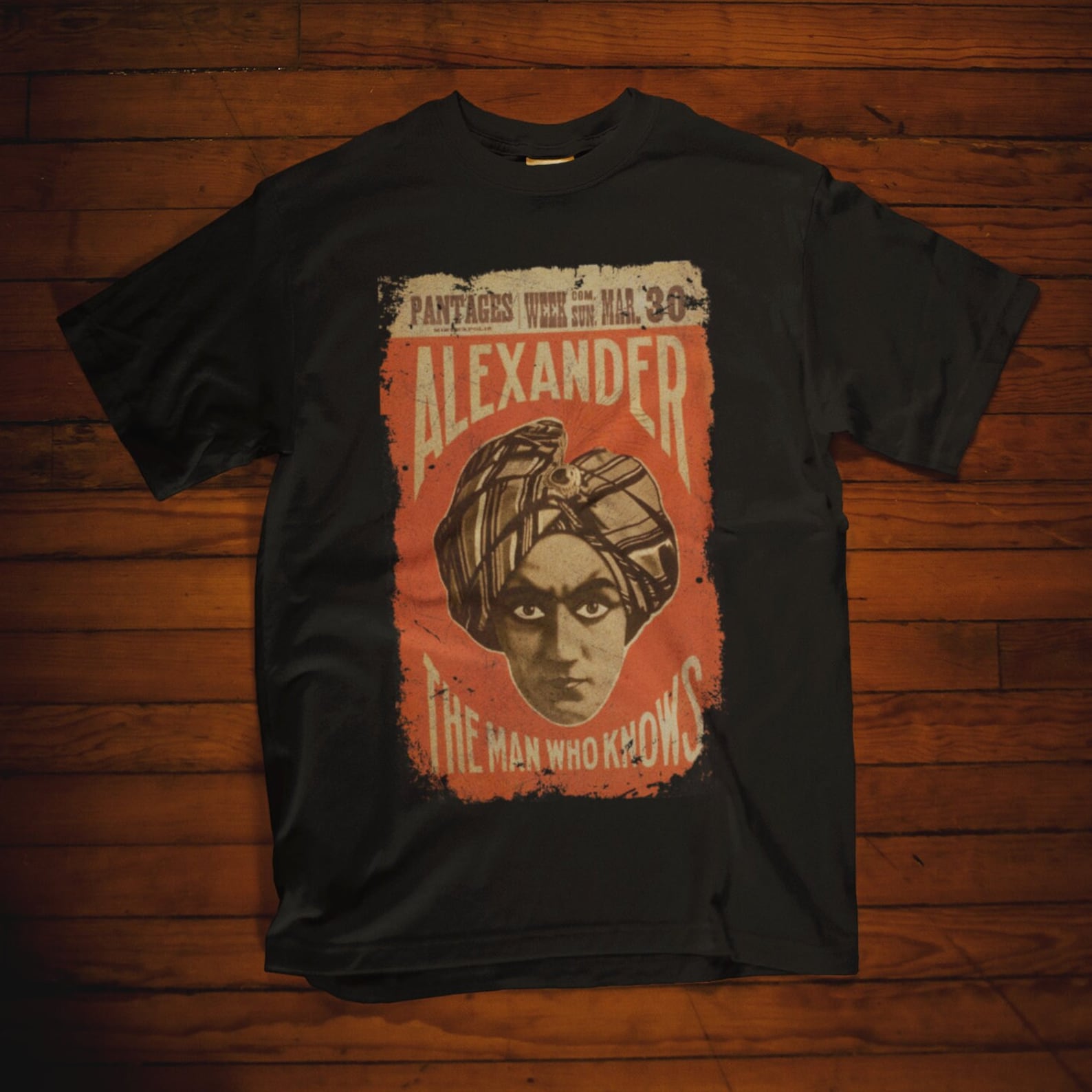 Vintage Shirt Magician Poster Alexander The Man Who Knows Shirt Poster New York Advertising Poster T-Shirt Gift Vintage Magic Show XL