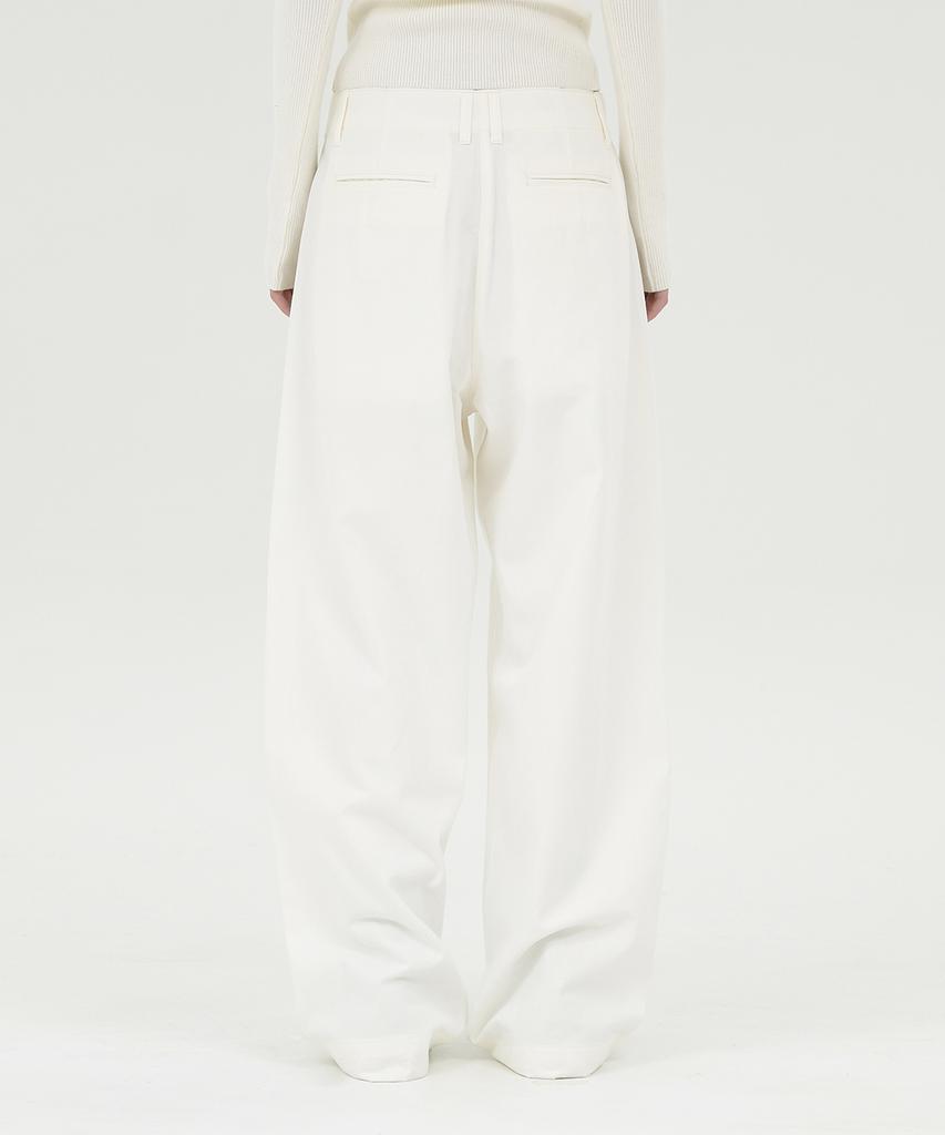 Beulaunyadeu W High-Waisted Chino Pants, White