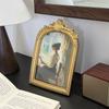 Vintage Arch Shaped Photo Frame Gold Carved Embossed Resin Picture Frame Home Office Photo Display Tabletop Wall Hanging Decor