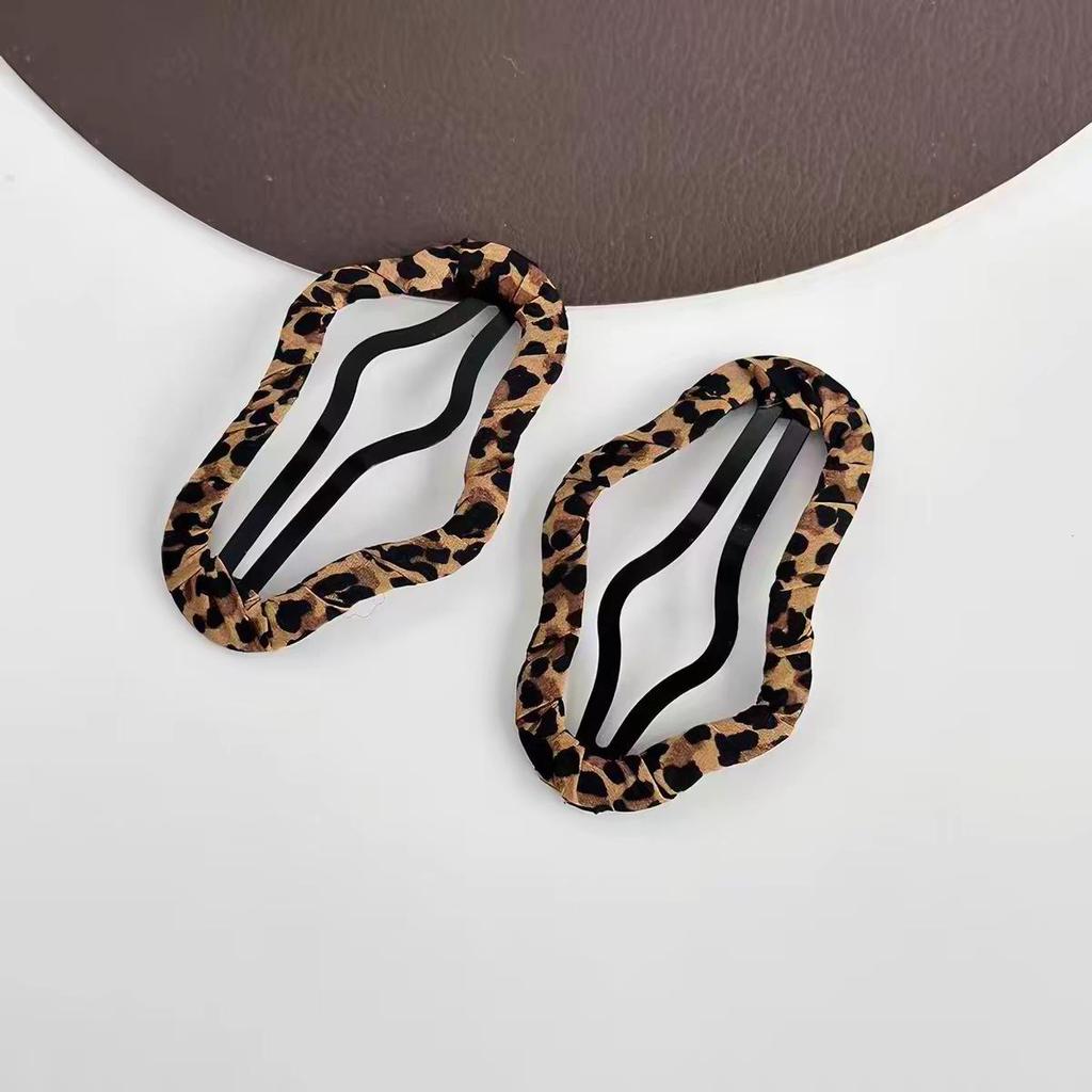 2025 Leopard Print High-End Large Shark Hair Clip for Women