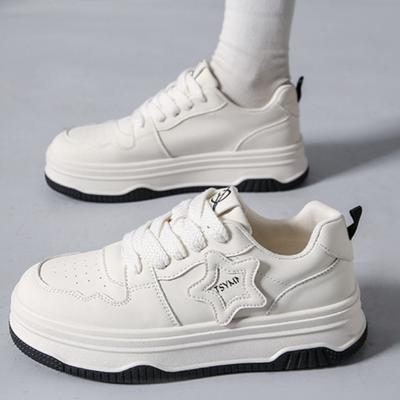 Weiße Schuhe mit dicker Sohle, vielseitige Nischenschuhe, Sport- und Freizeit-Sneaker