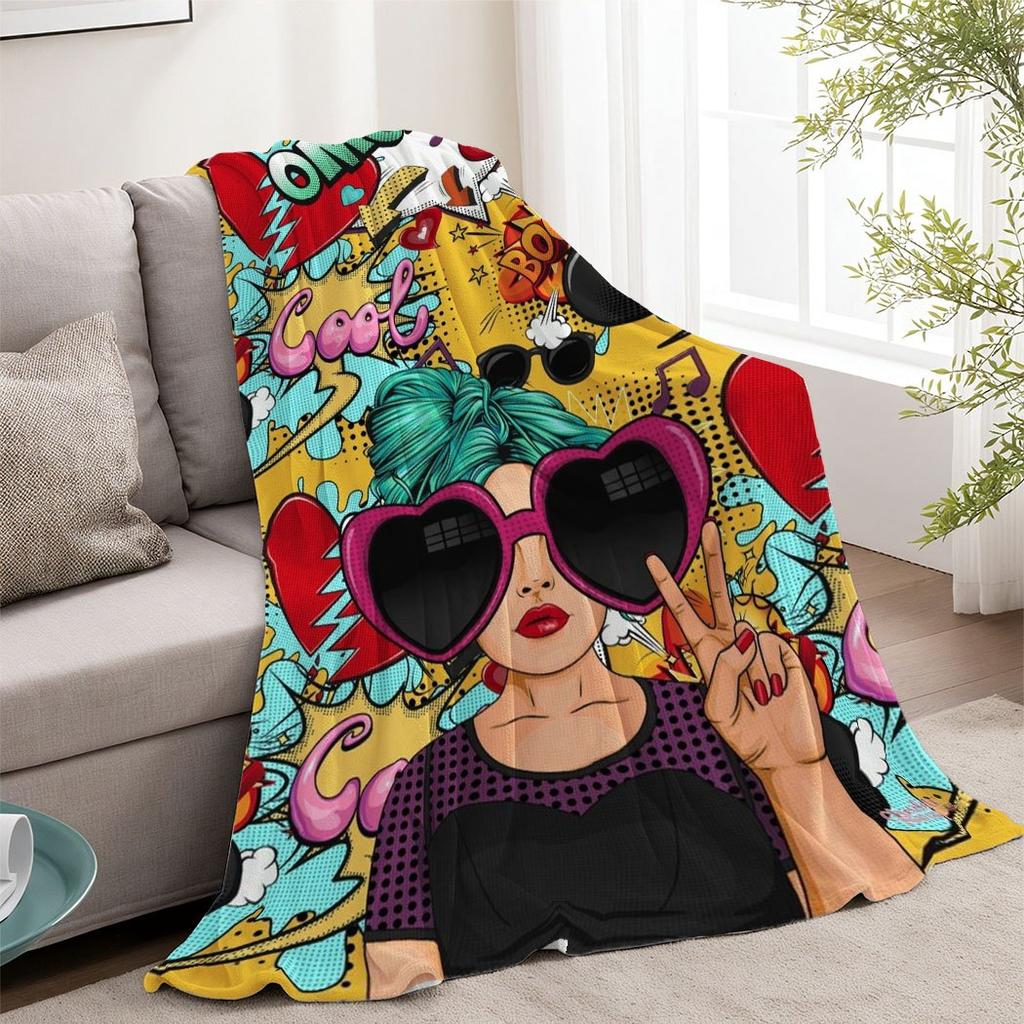 Pop Art Cartoon Mädchen Kuscheldecke – Herz-Sonnenbrille & Graffiti-Design, Trendiges Geschenk für Sofa oder Bett