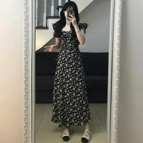 Summer 2024 Hepburn-Style Black Floral Slimming Long Dress for Women