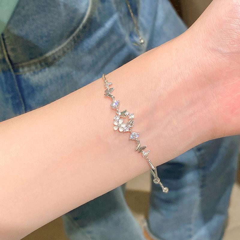 Popular Ultra-shiny Zircon Bracelet for Women, Versatile and High-end, New Chinese Style Vintage Butterfly Jewelry