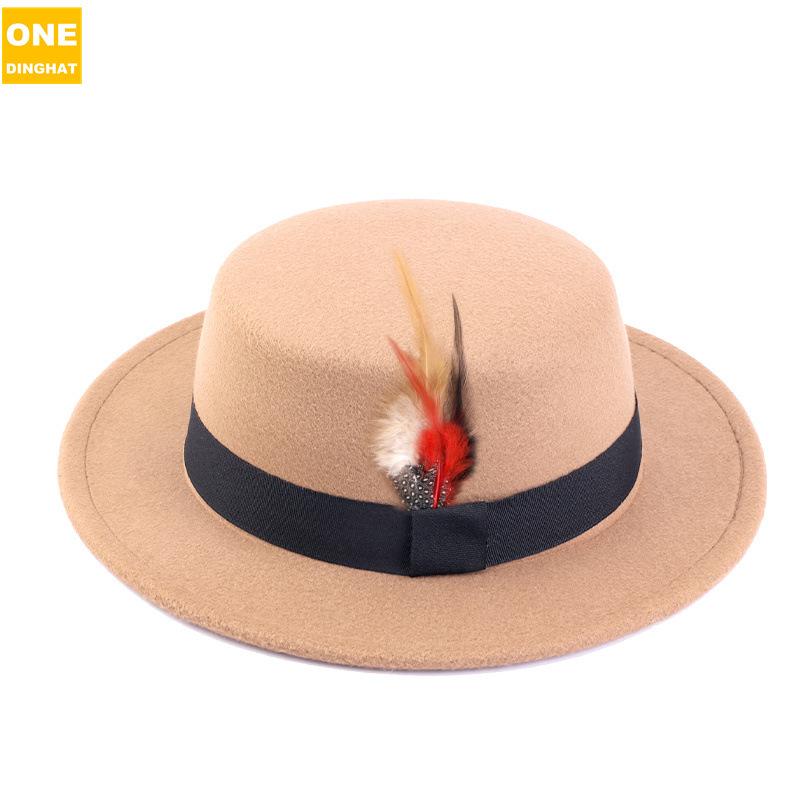 Men'S And Women'S Woolen Wool Flat Top Top Top Hat Retro Chicken Feather Jazz Hat Gentleman'S Hat Jdl-008A