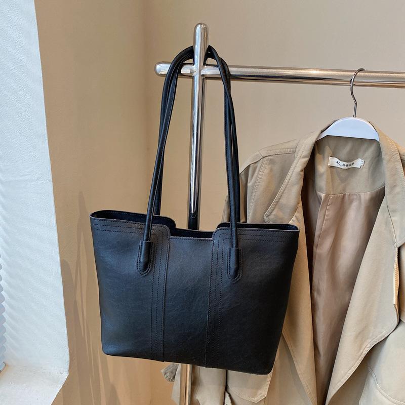 Simple High-end Bag Women's New Versatile Commuter Shoulder Bag College Students Class Tote Bag Large Capacity