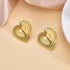 European/American 18K Gold-Plated Stainless Steel Heart Stud Earrings - Fashionable and Versatile Jewelry
