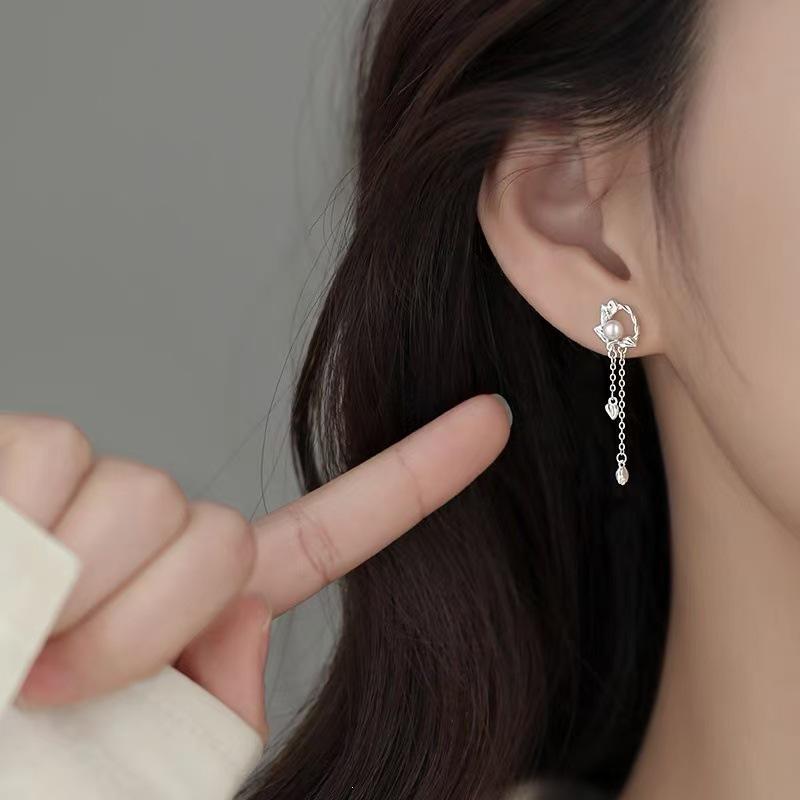 2024 New Luxury Pearl Needle Tassel Stud Earrings for Women, 925 Silver Vine Design