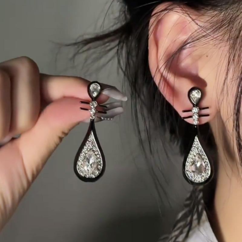Chinese Fashion Earrings for Women Vintage Fan Shaped Acrylic Jewelry Creative Ethnic Gifts