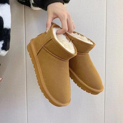 Snow Boots Winter Velvet Thickened 22 New Lace-up Warm Bread Shoes Flat Non-slip Cotton Shoes