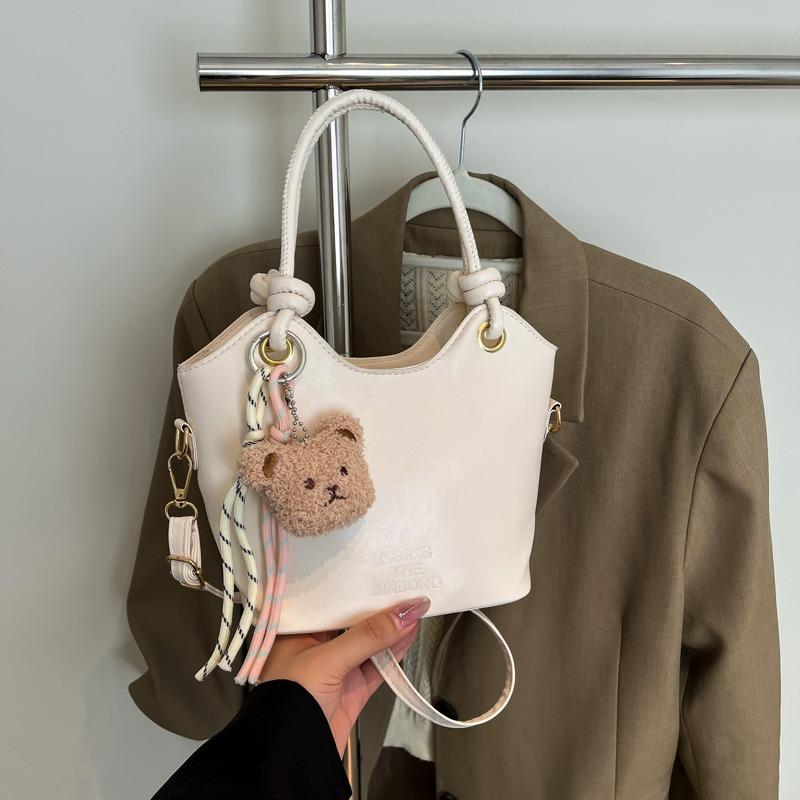 New Simple and Popular Small Bag Women's Summer Versatile Fashion Messenger Bag Casual Portable Bucket Bag