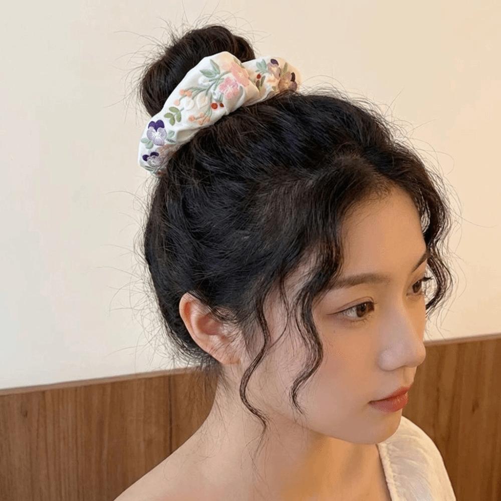 Colorful Floral Scrunchies Satin Hair Ropes Temperament Embroidery Hair Scrunchies Hair Accessory