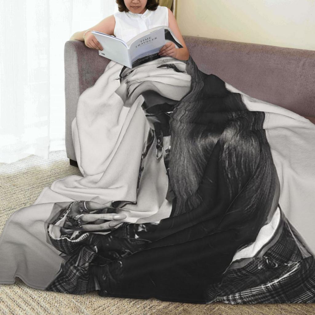 Nicki Minaj Blankets Fleece Sofa Throw Blanket Warm Throw Blankets for Couch Bedding Outdoor Throws Bedspread Quilt
