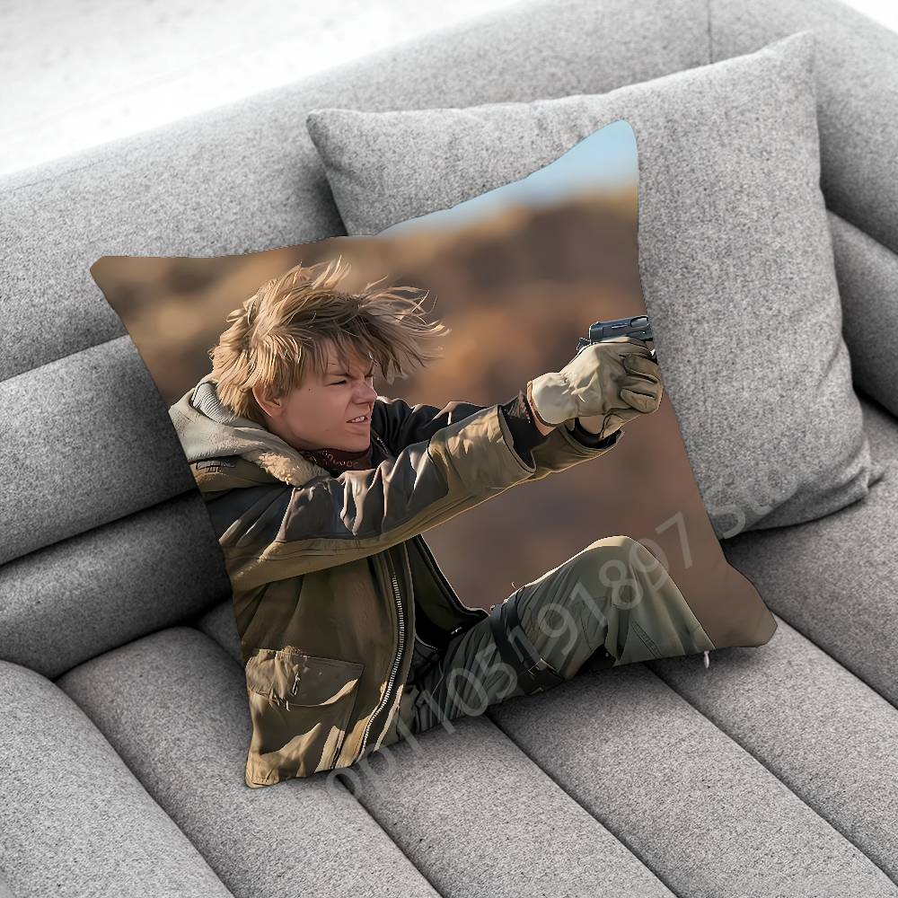 Actor T-Thomas Brodie Sangster Throw Pillow Case For 45*45cm 40cm 55cm 50cm 30cm Square Car Pillowcase Shell