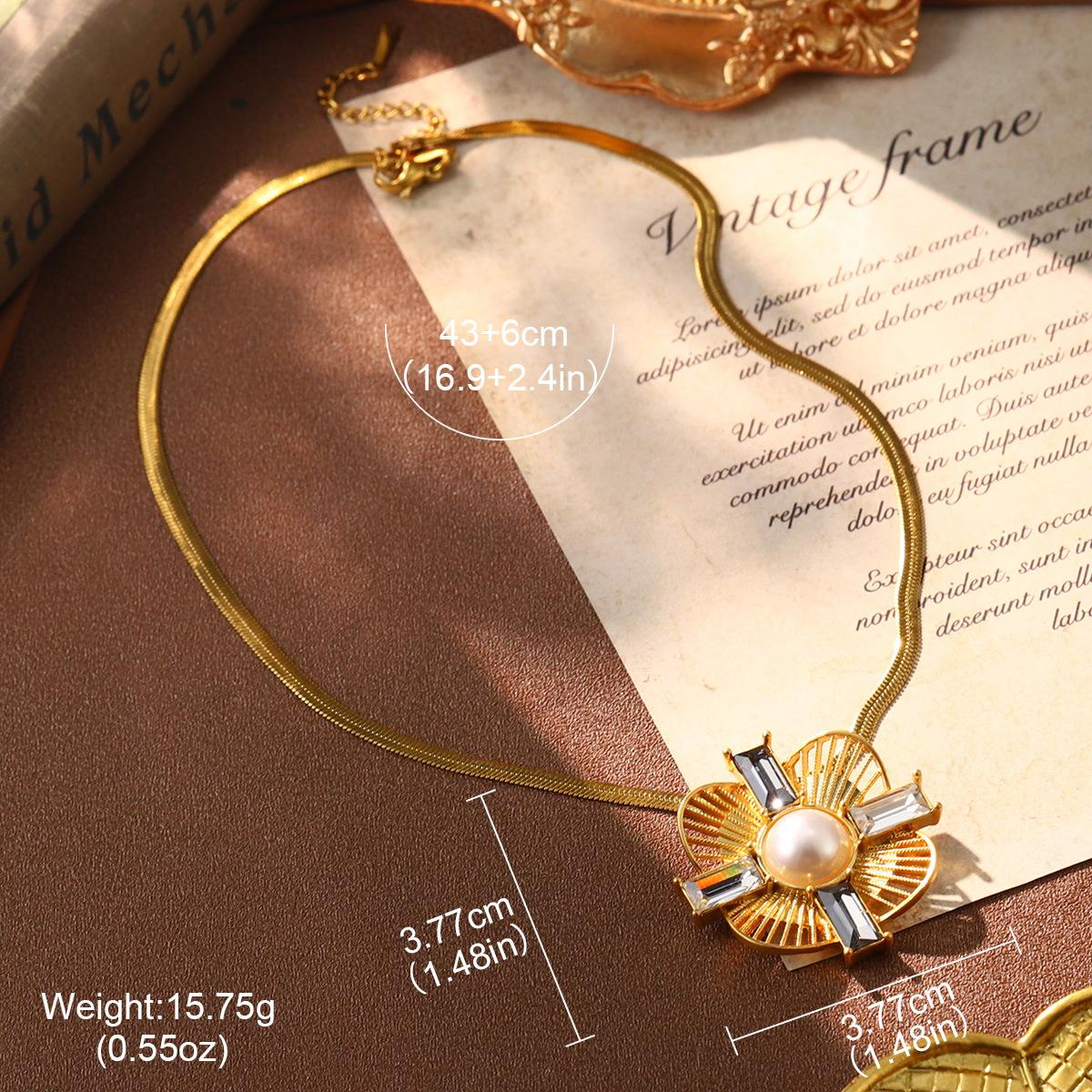 

Medieval vintage three-dimensional relief lily of the valley premium necklace premium sense color retention niche necklace earrings autumn and winter