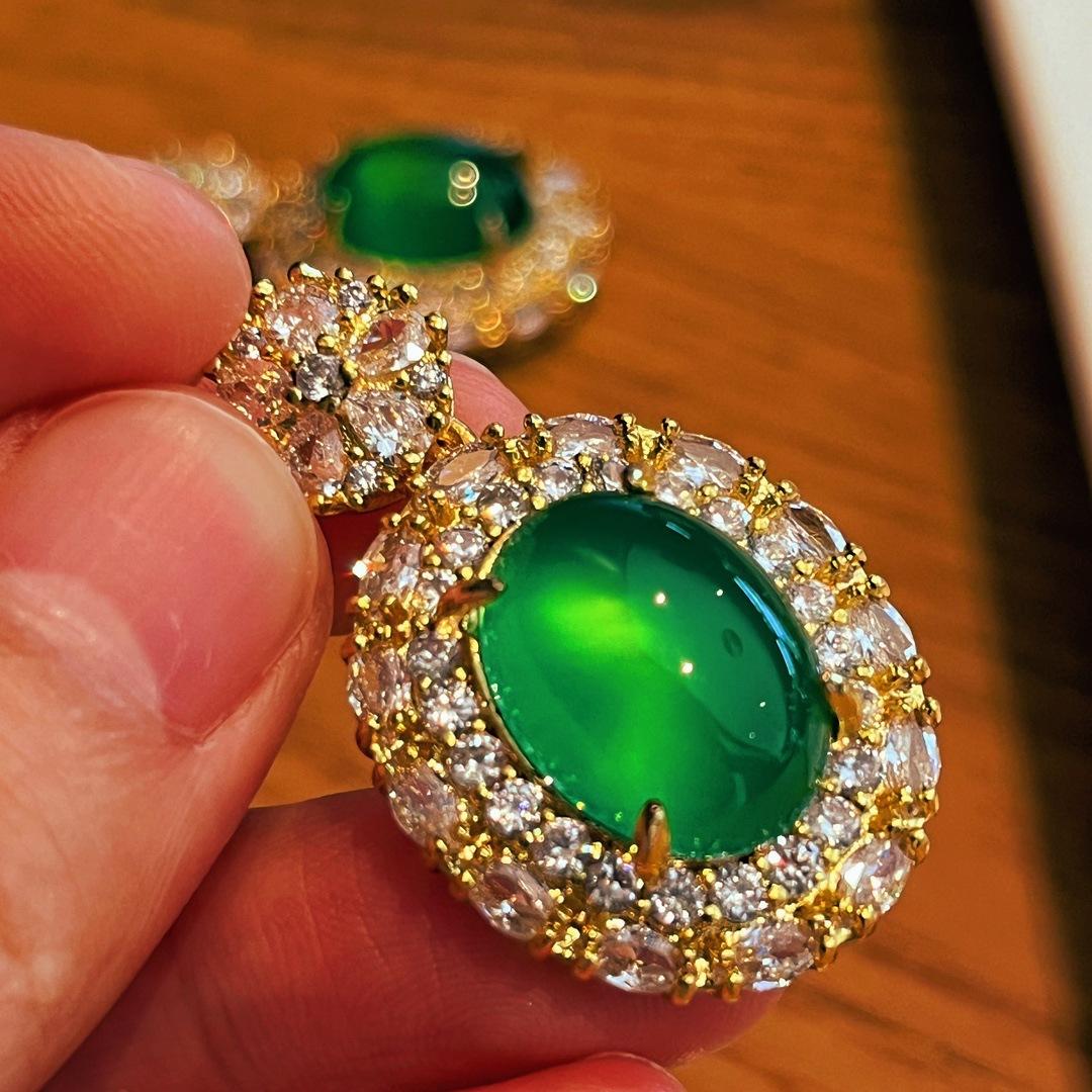 Lighting Full Of Green Yang Green Natural Agate Green Chalcedony Pendant, Real Shot Fidelity