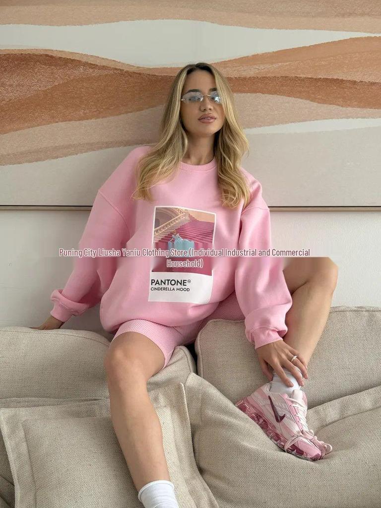 Chic Versatile Sweetheart Anime Print Round Neck Sweatshirt for Autumn/Winter