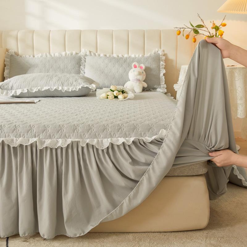 Premium Thickened Baby Velvet Bed Skirt Three Piece Set Warm Milk Velvet Embroidered Ruffle Bed Cover, Sealy Mattress Protector, Anti-Slip Bedding Set