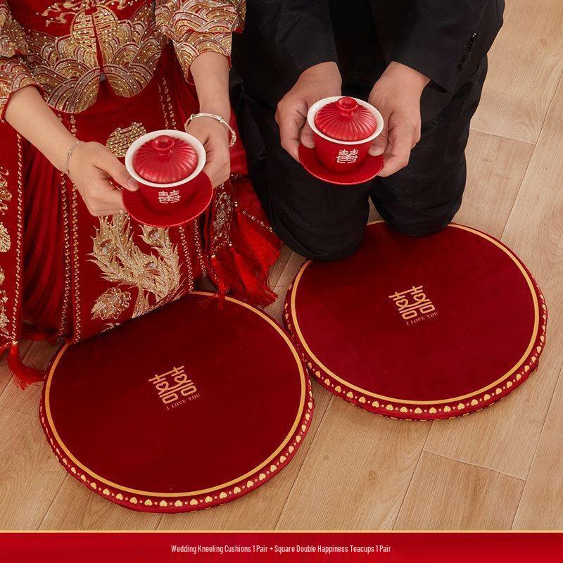 Red Wedding Kneeling Cushions for Tea Ceremony and Bride's Address Change - Complete Cotton Set.
