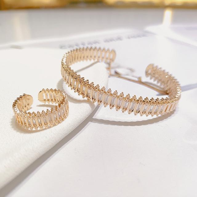 

Шарм 2 шт. женский браслет и кольцо набор простой открытый дизайн циркон элегантные аксессуары популярные праздничные подарки для мамы/девочки