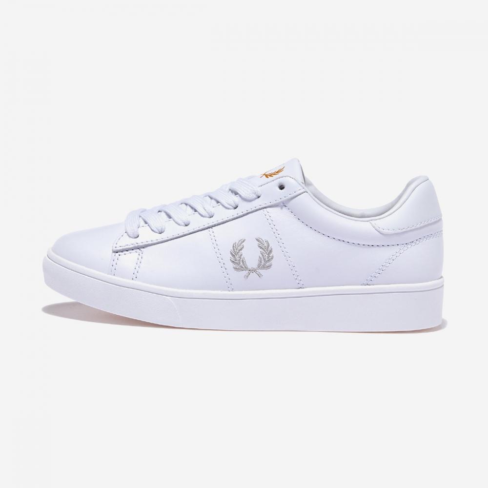 

Fred Perry Spencer Leather B4334-Белый/1964 Серебристый (200)