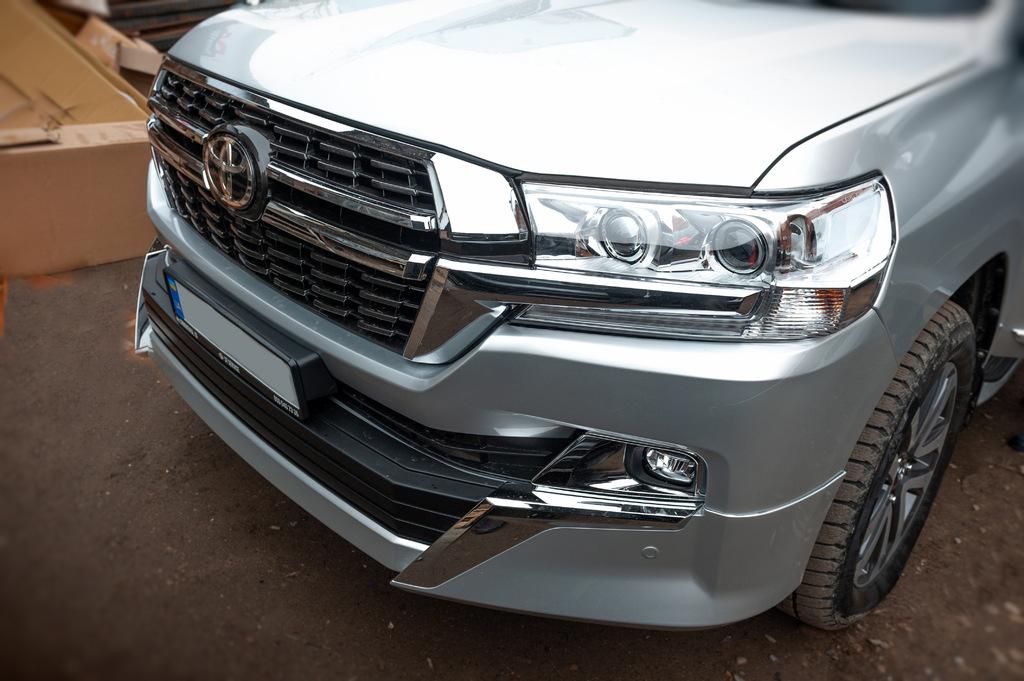 Передние фары 2016-2025 (Standart) для Toyota Land Cruiser 200