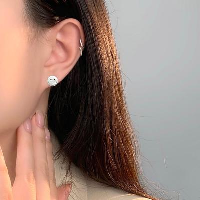 Personalized Brushed Smiley Earrings for Women with Cute Fashionable and Versatile Design New Earrings
