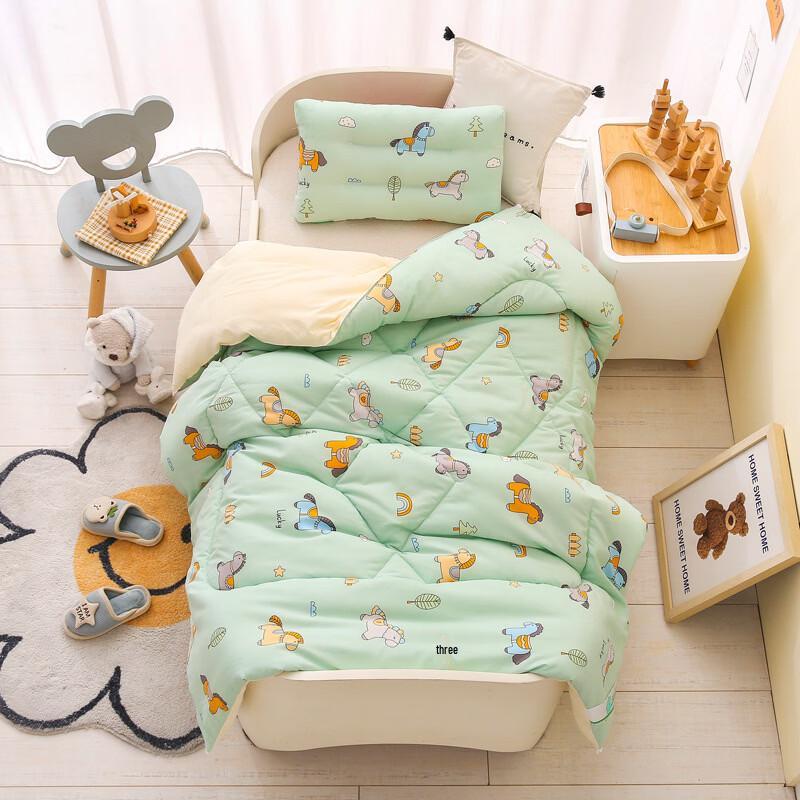 

Oeny Kids Horse Print All-Season Cotton Quilt