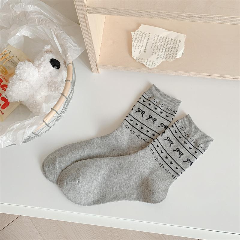Love Jacquard Spring Puppy Cotton Bow New Product Stack Socks Mid-Leg Socks Casual Sports
