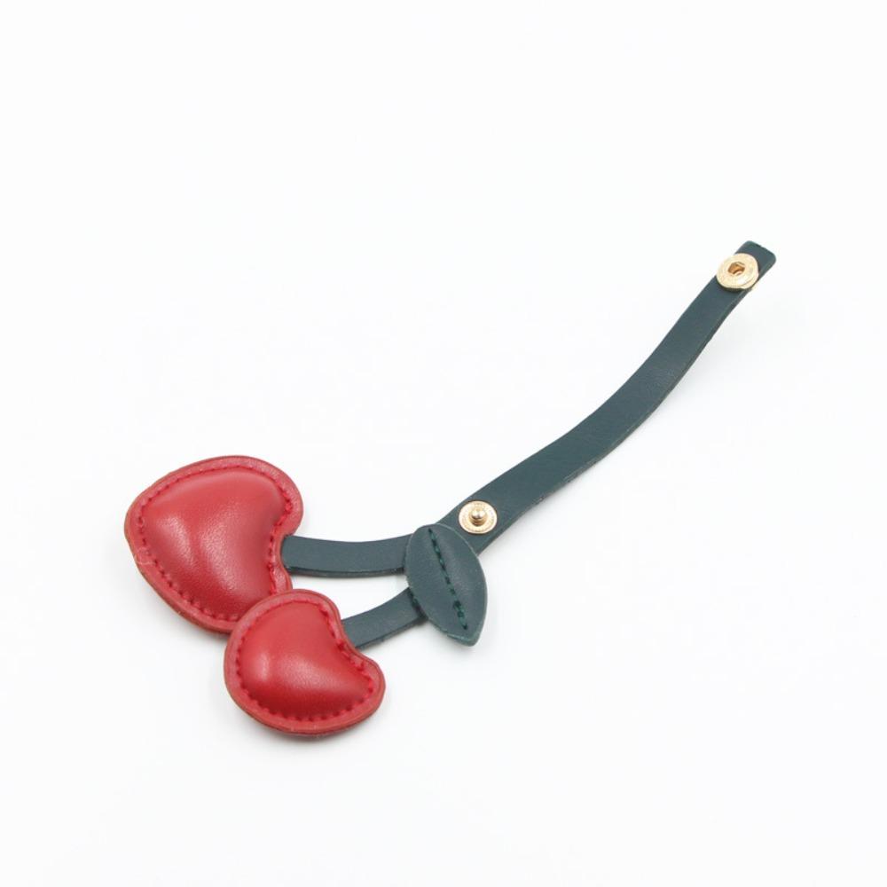 Kreatives Design Kirsche Auto Schlüsselanhänger 3D Pfirsichherz Taschenanhänger Neue Taschenaccessoires