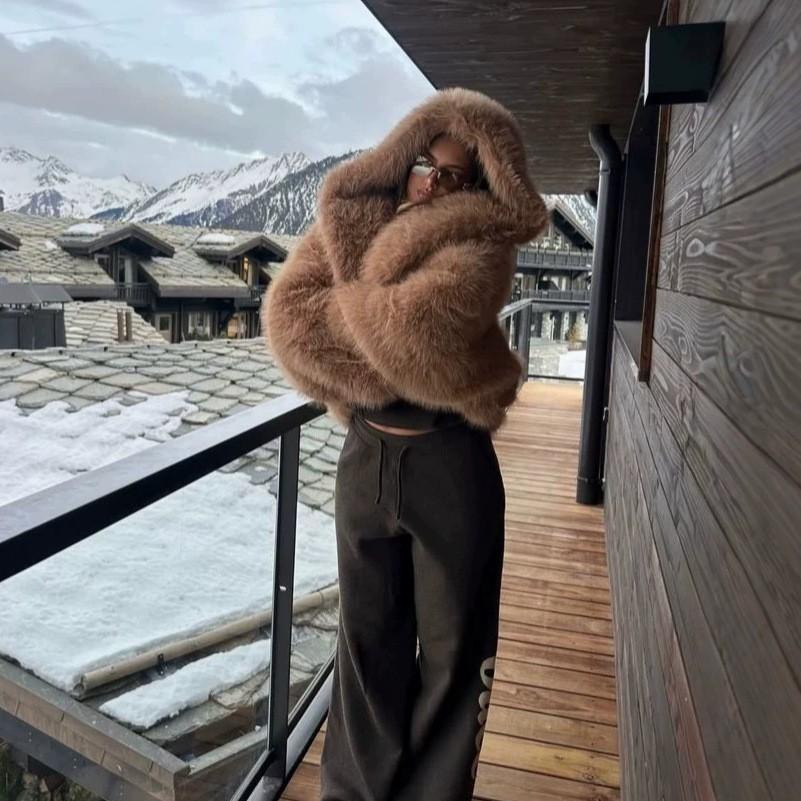 European and American fox fur coat women's autumn and winter hooded fur coat short Ins wind imitation fur coat