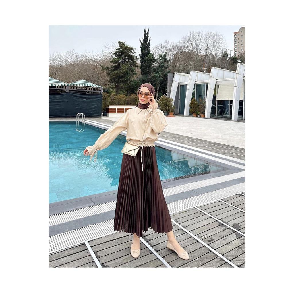 Fusta plisată hijab