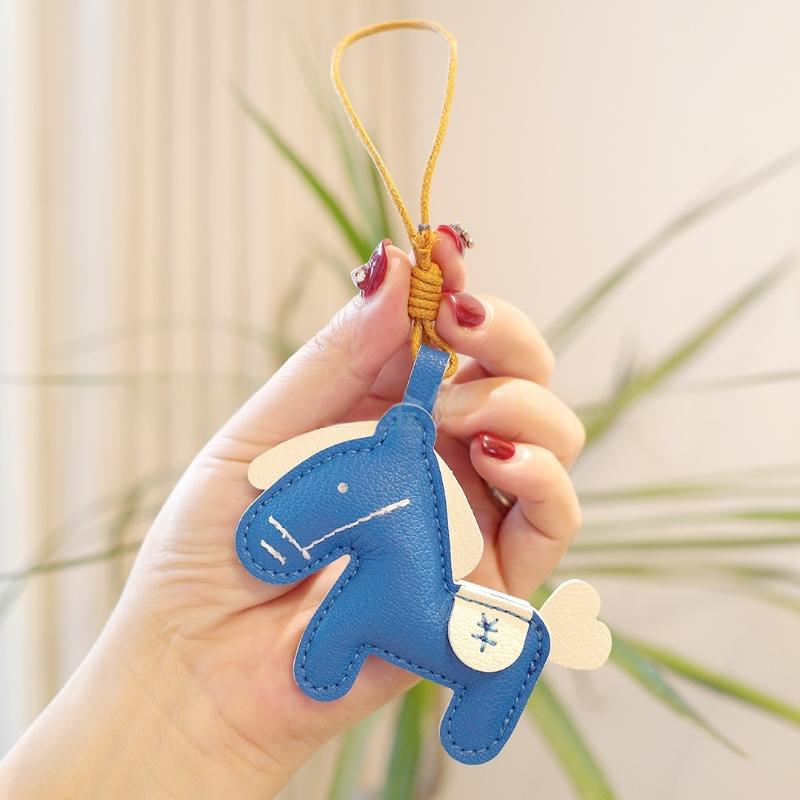 1Pcs Horse Pendant Decoration Trendy Cute Pony Pu Leather Keychain For Ladies Bag Keyring Charm Accessories