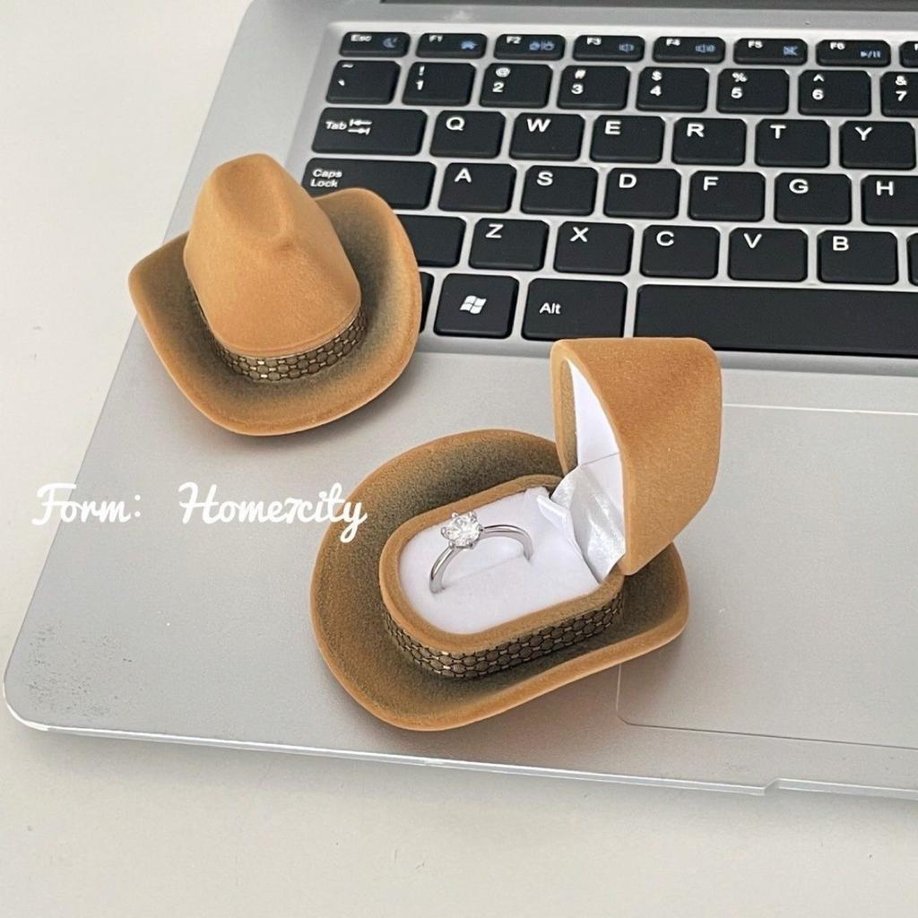 Cowboy Hat Ring Box Cartoon Velvet Creative Jewelry Box Romantic Proposal Engagement Valentines Day Gift For Girlfriend Surprise