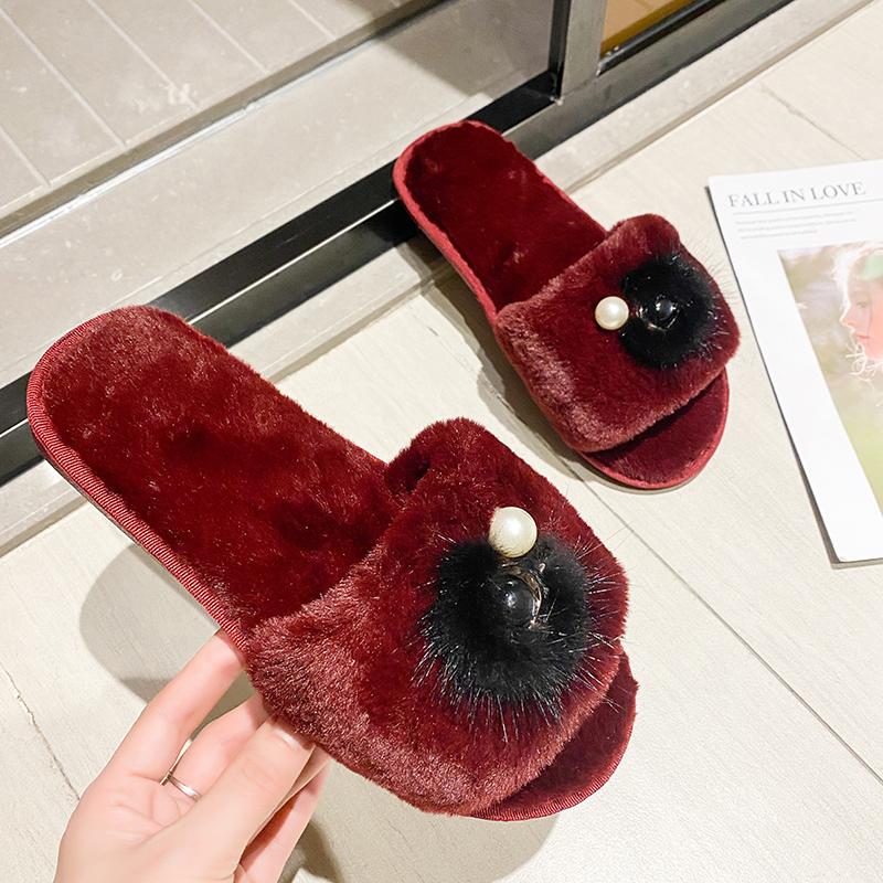 Fashion Luxury Pearl Hairball Cotton Slides Women 2025 Winter Warm Short Plush Soft Sole Slippers Fashion Faux Fur Outdoor Slippers