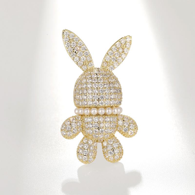 Bo Xin Yun Luxury Zircon Rabbit Brooch: Stylish Space Bunny Corsage Accessory