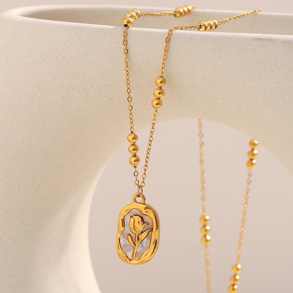 MamacitaSlay 316L Stainless Steel Tulip Flower Necklace 18K Gold Plated Waterproof Minimalist Jewelry For Women Everyday Wear