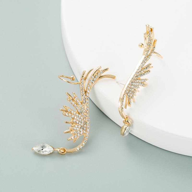 Single Korean Angel Wing Rhinestone Earrings Shiny Drill Arc Ear Hanging Clip Earrings for Women Unusual Ear Cuff Jewelry