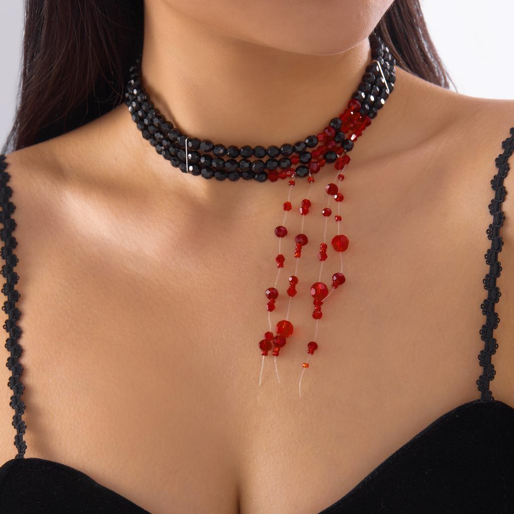 Creative Goth Black Water Drop Crystal Tassel Pendant Choker Necklace for Women Multilayer Red Blood Drop Necklace Party Jewelry