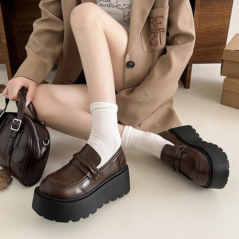 Thick-soled British-style small leather shoes for women's 2025 autumn new models, height-increasing versatile one-pedal loafers, fashionable vers
