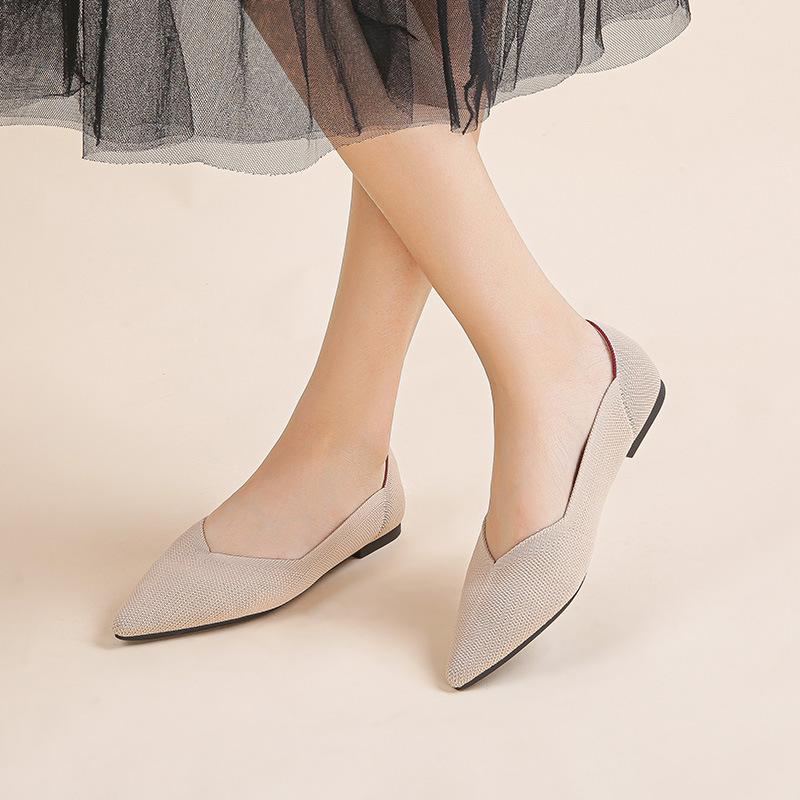 Modische, flache, spitze, gewebte Damenschuhe mit flachem Boden