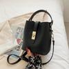 Yellow Portable Bucket Bag Girls Simple Solid Color Versatile Shoulder Bag Commuter Fashion Messenger Bag Small Bag
