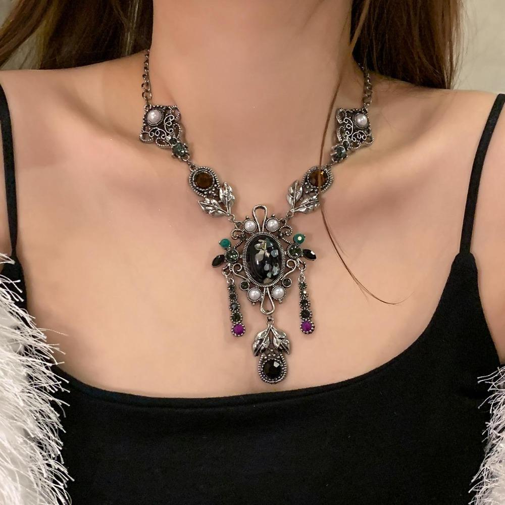 Pendant Ethnic Style Forehead Chain Bohemia Rhinestone Necklace Women Ethnic Tassel Necklace  Gifts