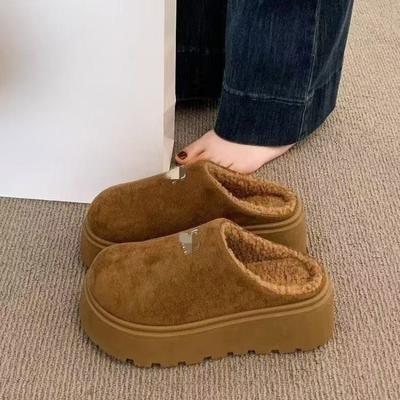 Neue Dicksohlige Schuhe mit Höhenabsatz, Damen-Schuhe mit geschlossener Zehenpartie, Fleece-Halbschuhe