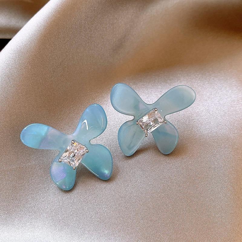 Monet garden oil painting style love flower pearl earrings fashion temperament stud earrings French sweet small fresh earrings