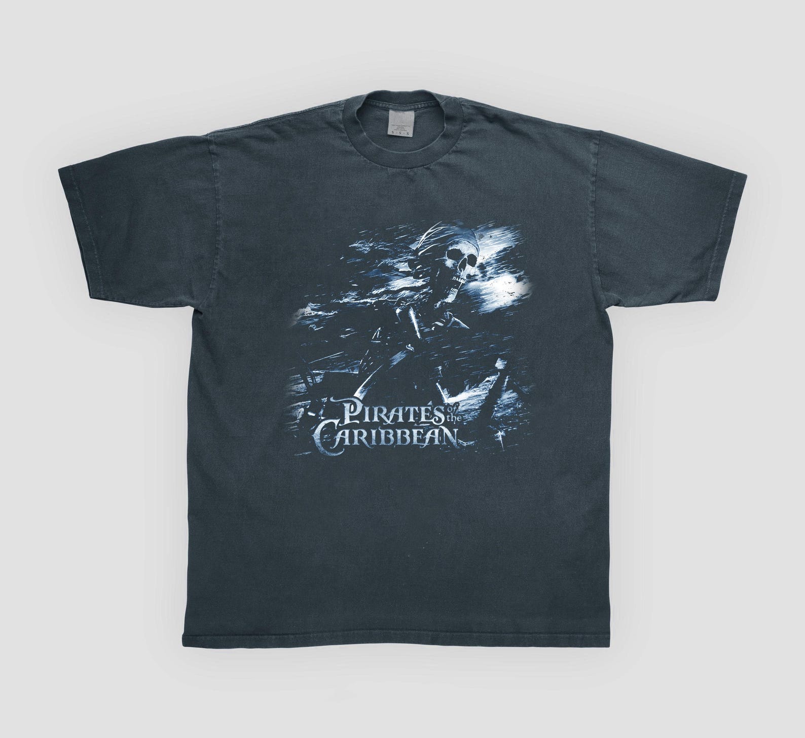 Retro Pirates of the Caribbean T-Shirt, Vintage Pirates Tee, Disneyland Family Shirt L