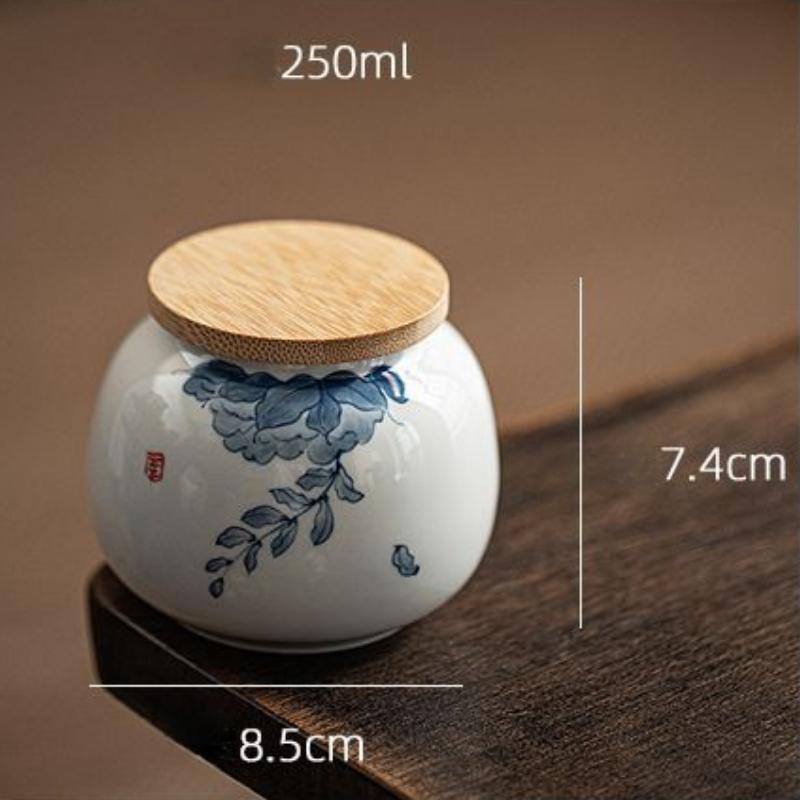 Chinese Style Under Glaze Color Hand-painted Blue and White Tea Jar Small Sealed Jar Tea Food Storage Decoration